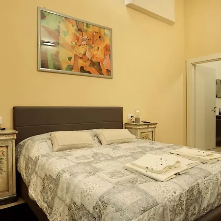 Appartamento Charming In Parma/ Teatro Regio / Wifi *